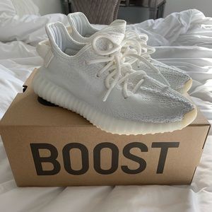 Yeezy boost triple white V2